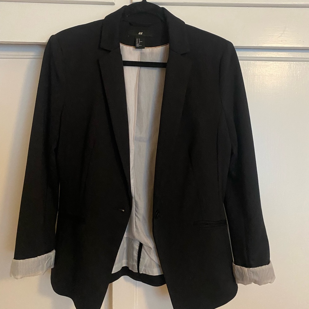 H&M fully lined black blazer